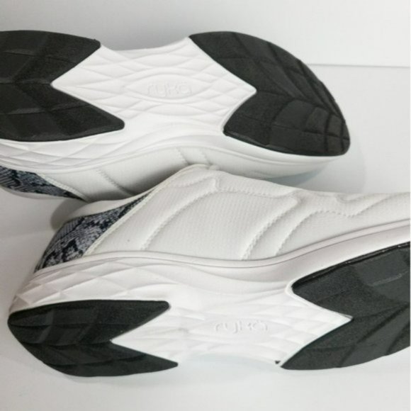 Ryka Lizzie Athletic Shoes -10 - Picture 7 of 7